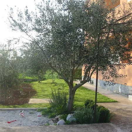 With A Parking Space - 7420 Pula