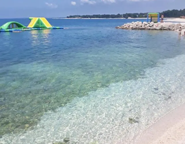 Apartment With Parking Space - 7420